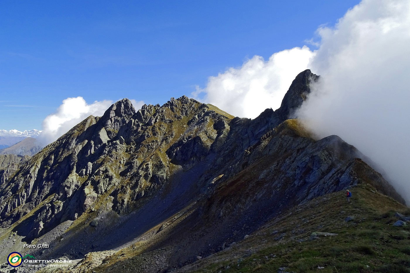 32 Versante nord del Valletto sgombro dalla nebbia.JPG -                                